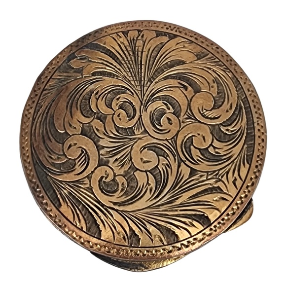 800 Silver Gold Vermeil Italian Carved Shell Mirror Comapct #18463 - Picture 2 of 10